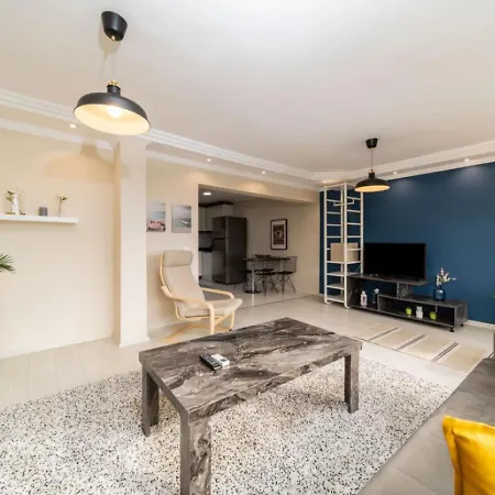 Exquisite Flat With Sea View Near Hadrian Gate Apartment Antalya