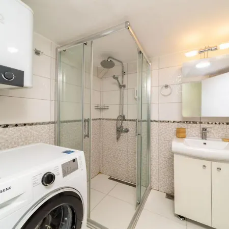 Exquisite Flat With Sea View Near Hadrian Gate Antalya
